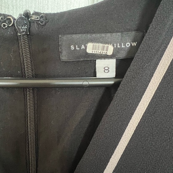 Slate & Willow Black Floral Wrap Dress - Size 8 - RTR - Excellent Condition! - Picture 11 of 11